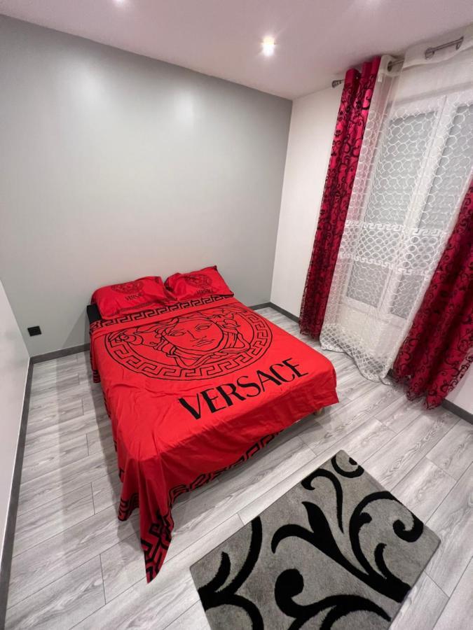 Zekri Appartement Livry-Gargan Buitenkant foto